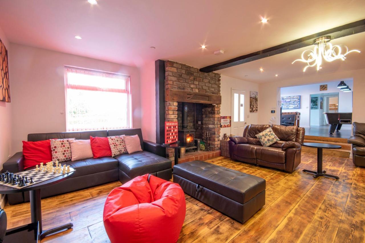 Welsh Row House Llandegla Exterior foto