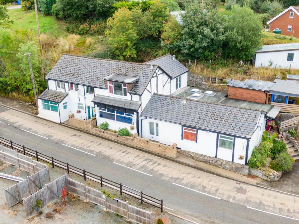 Welsh Row House Llandegla Exterior foto