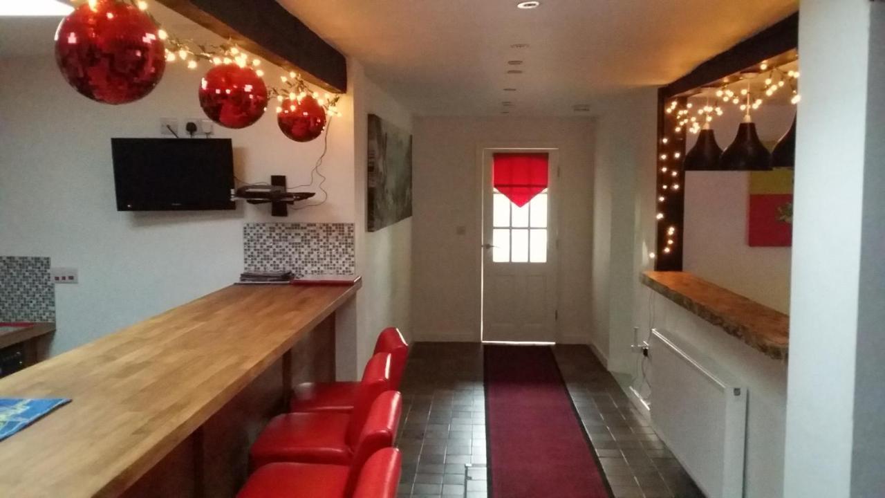 Welsh Row House Llandegla Exterior foto